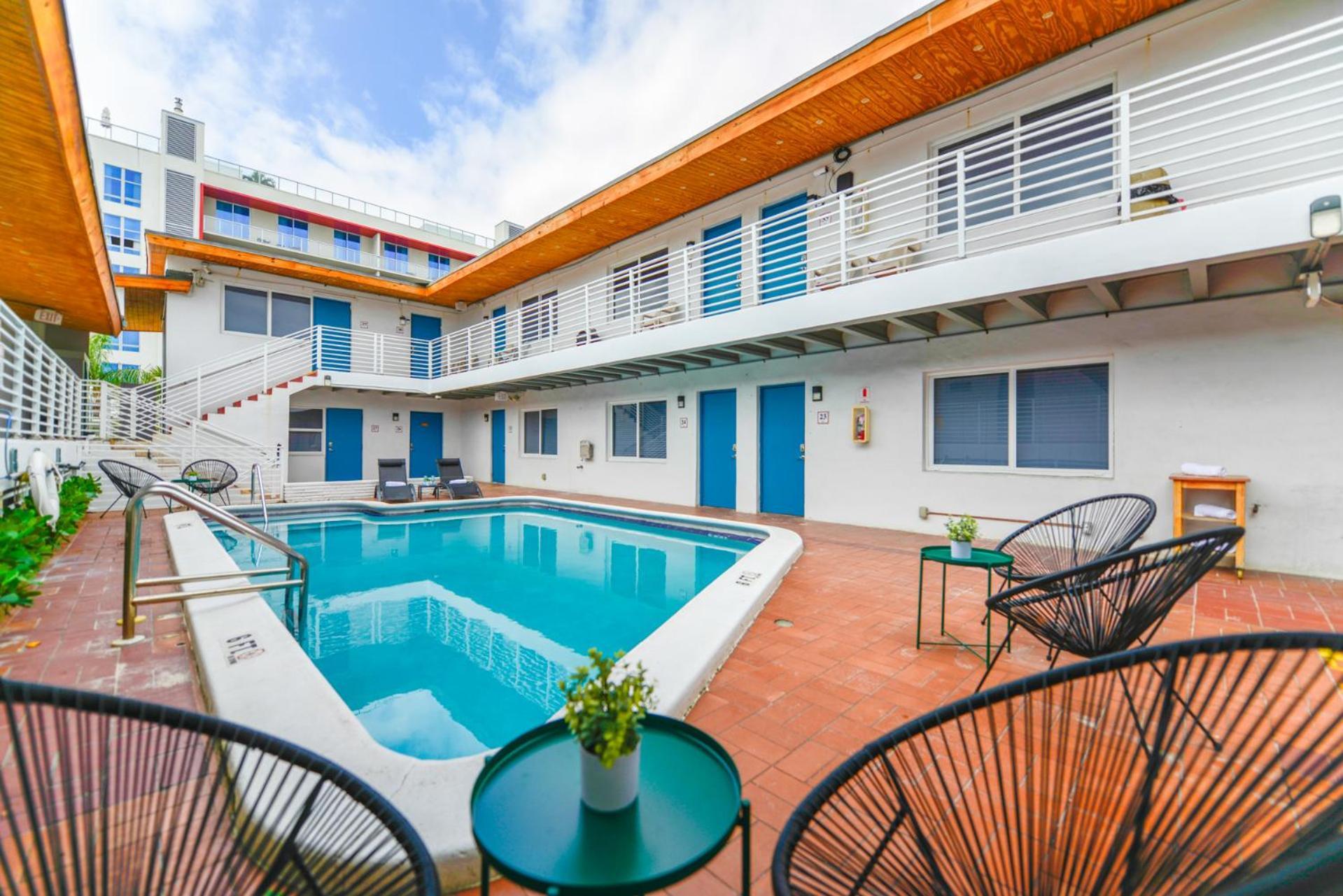 Serene Studio By The Beach With Pool - M34 Hollywood Eksteriør bilde
